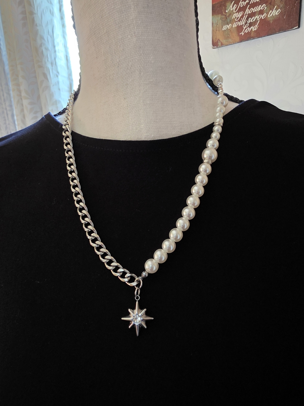 Pearl Chain Pendant Necklace in White & Silver
